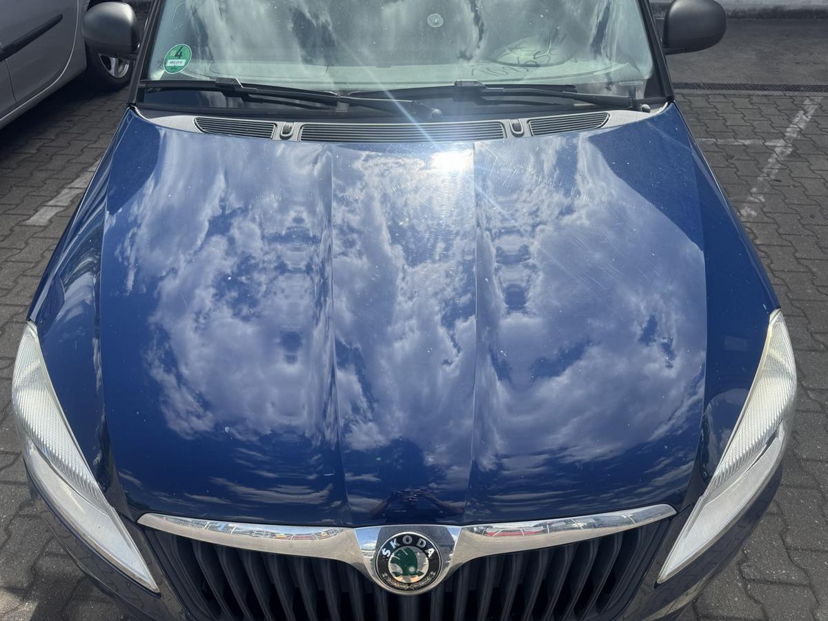 Skoda Fabia 2 5J original Motorhaube 4711 Pacific Blue Bj.2010